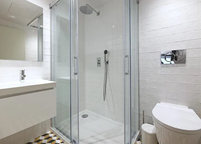 Flh Downtown Guest house