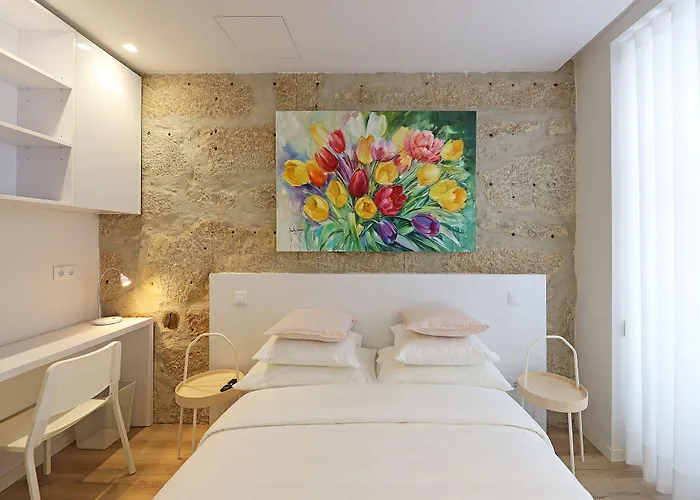 Flh Downtown Guest house 3*