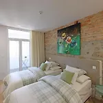 Flh Downtown Гостевой дом